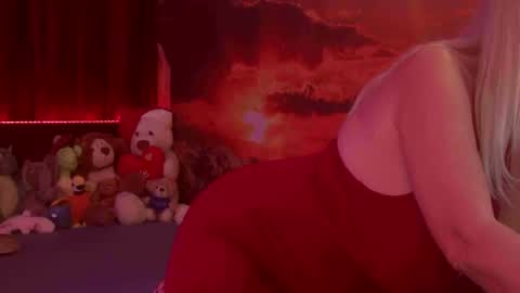 Monika    online show from January 2025 05:21:02 AM