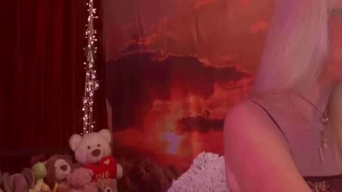 Monika    online show from May 2026 02:05:02 AM