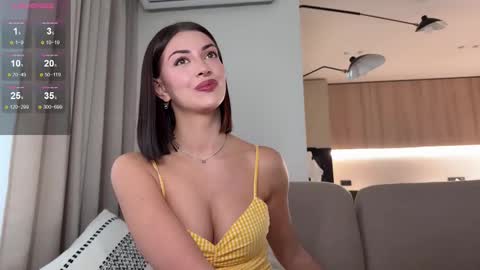 Monika online show from October 2025 04:57:01 AM