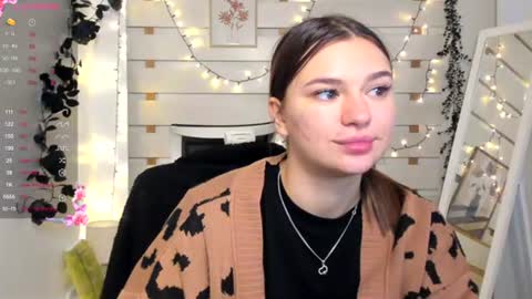 Monika online show from January 2026 01:24:01 PM