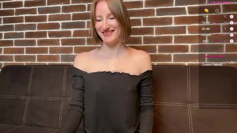 Snapshot of monikabos chatting on October 2025 08:53:02 PM MonikaBos online show from October 2025 08:53:02 PM