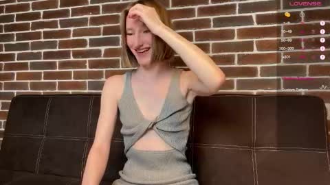 Snapshot of monikabos chatting on November 2025 09:59:02 PM MonikaBos online show from November 2025 09:59:02 PM