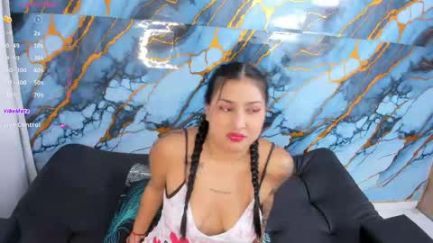 Snapshot of monikk__harrison chatting on April 2026 12:18:02 PM monikk__harrison online show from April 2026 12:18:02 PM
