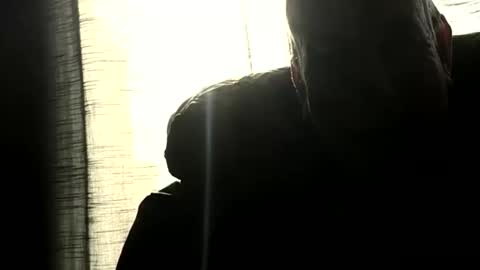 Monkee Dance online show from January 2026 10:37:01 PM