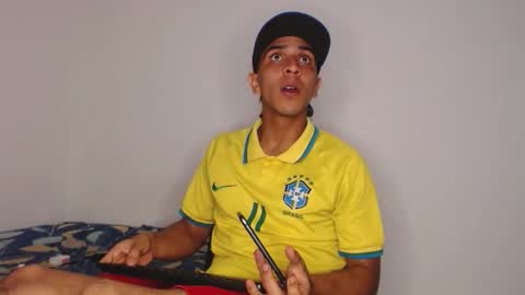 simon dice online show from December 2025 11:10:01 PM