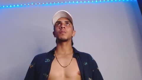 simon dice online show from January 2026 09:17:01 PM