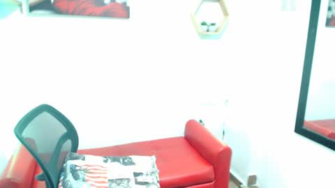 Snapshot of monserrat_diva chatting on June 2026 06:40:01 PM monserrat_diva online show from June 2026 06:40:01 PM