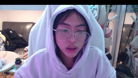 Snapshot of monstercockselfsuck chatting on December 2024 05:51:01 AM ELYSE A SIMPLE GIRL online show from December 2024 05:51:01 AM