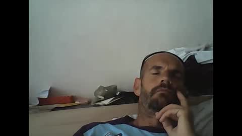 Snapshot of montmasse chatting on May 2026 02:33:02 PM montmasse online show from May 2026 02:33:02 PM