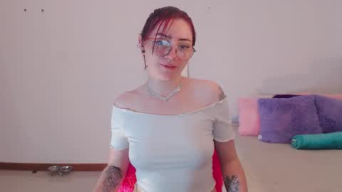 Snapshot of montreal_18 chatting on January 2026 12:47:02 AM montreal_18 online show from January 2026 12:47:02 AM