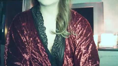 moodiemira online show from February 2026 04:37:02 PM