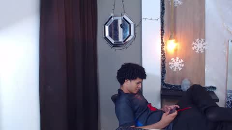 moon_and_fire_ online show from January 2026 05:01:01 AM