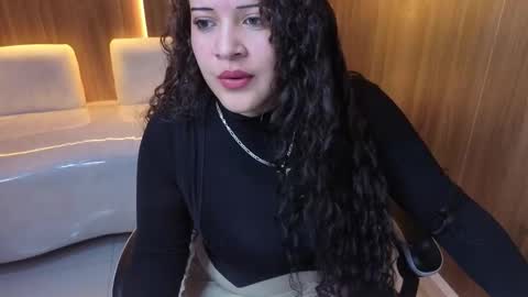 Online 800 to 1400 online show from November 2025 01:02:01 PM