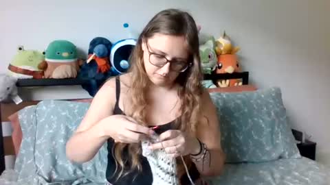 moonbeamsmischief online show from August 2026 06:21:01 PM