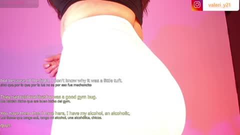 Snapshot of moonbella_bell chatting on May 2026 04:42:02 AM bell online show from May 2026 04:42:02 AM