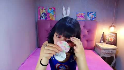 Snapshot of mooncharlotte chatting on July 2026 07:09:01 PM Charlotte online show from July 2026 07:09:01 PM