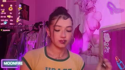 Nicky  online show from October 2025 10:05:02 AM