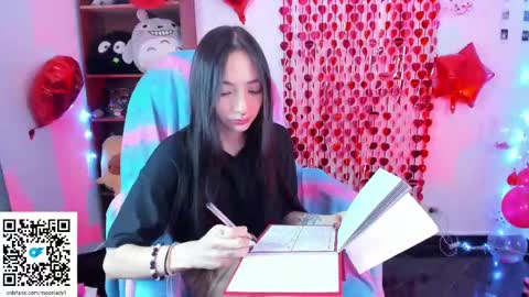 MOON  online show from February 2025 03:23:01 AM