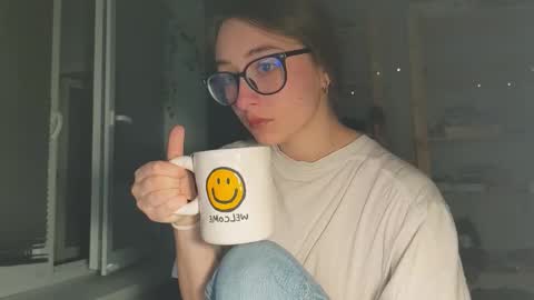 Snapshot of moonlight__lovers chatting on October 2025 05:47:01 PM Dana online show from October 2025 05:47:01 PM