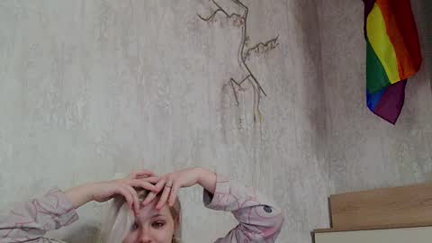 Snapshot of moonlight_mia chatting on February 2025 06:52:02 PM Mia online show from February 2025 06:52:02 PM