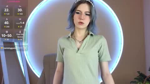 Asuna online show from September 2025 01:49:01 PM