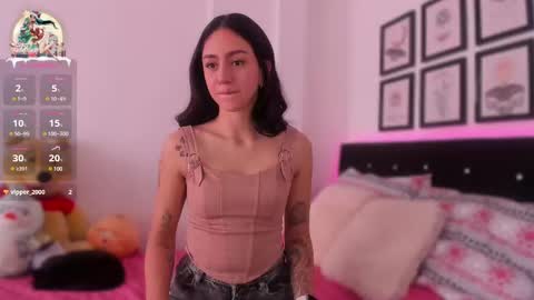 Snapshot of moonlygirl__ chatting on December 2024 04:57:02 PM Isabella online show from December 2024 04:57:02 PM