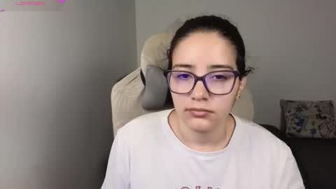 Moon Woman online show from November 2025 01:52:01 AM