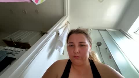 Snapshot of moorning_burst chatting on November 2025 08:10:01 PM moorning_burst online show from November 2025 08:10:01 PM