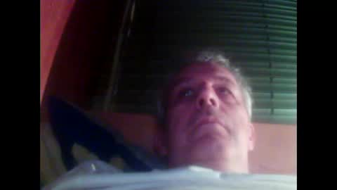 Snapshot of moos1 chatting on October 2025 07:15:01 PM moos1 online show from October 2025 07:15:01 PM