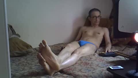 Snapshot of moovurey16 chatting on May 2026 01:33:01 AM Alex online show from May 2026 01:33:01 AM
