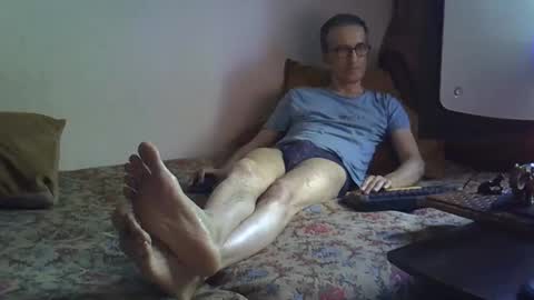 Snapshot of moovurey16 chatting on May 2026 01:55:02 AM Alex online show from May 2026 01:55:02 AM