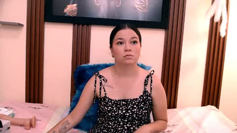 alexia online show from April 2026 07:06:02 PM