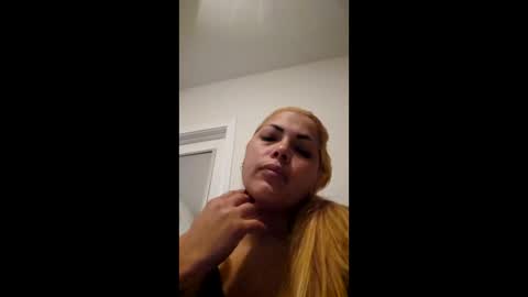 moreno2582 online show from April 2026 06:22:02 AM