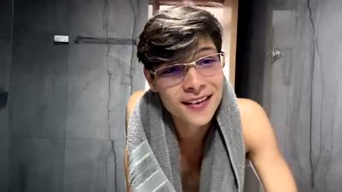   online show from June 2026 06:10:01 PM