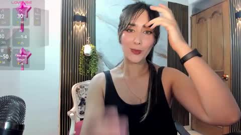 Moriah online show from November 2025 08:52:02 PM