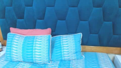 morrigan_luxus online show from November 2025 12:20:02 AM