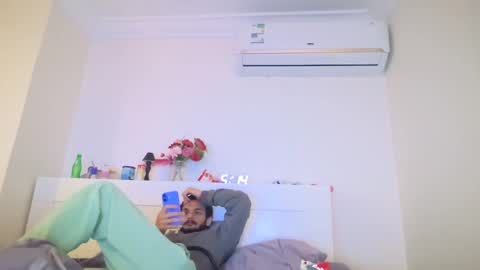 twennysevv27 online show from January 2025 03:12:01 AM