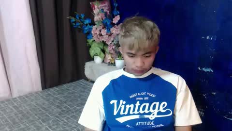 Snapshot of mostwantedtwink chatting on April 2026 06:27:02 PM mostwantedtwink online show from April 2026 06:27:02 PM