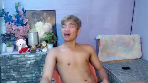 Snapshot of mostwantedtwink chatting on May 2026 09:48:02 AM mostwantedtwink online show from May 2026 09:48:02 AM