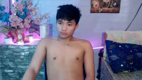 Snapshot of mostwantedtwink chatting on June 2026 12:29:02 PM mostwantedtwink online show from June 2026 12:29:02 PM