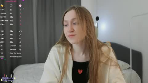 Snapshot of mowalova chatting on May 2026 06:46:01 PM Ivy online show from May 2026 06:46:01 PM