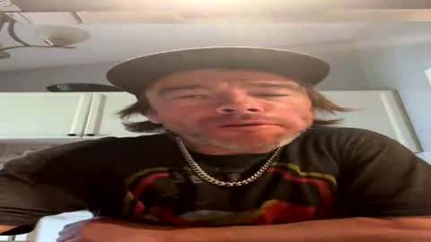 Snapshot of mr_a420 chatting on July 2026 10:28:02 PM mr_a420 online show from July 2026 10:28:02 PM