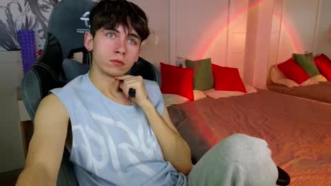 Kris online show from February 2025 08:11:02 PM