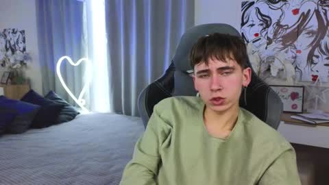 Kris online show from February 2025 09:59:01 PM