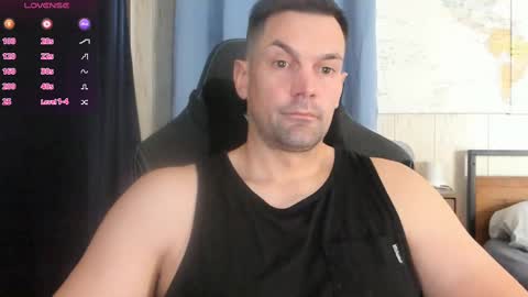Snapshot of mr_mac69 chatting on January 2025 06:52:01 PM Cam online show from January 2025 06:52:01 PM