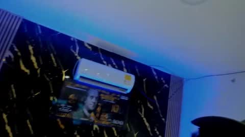 mr_maximo online show from February 2026 02:02:02 AM