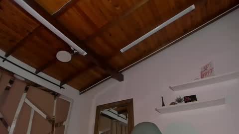 MIKEE online show from March 2025 06:16:02 AM