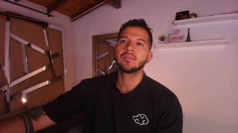 MIKEE online show from September 2025 03:06:02 AM