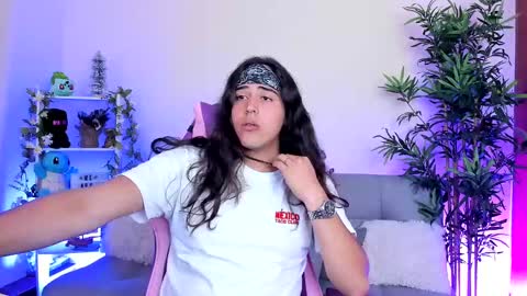 Snapshot of mr_pepper51 chatting on March 2025 08:42:02 PM mr_pepper51 online show from March 2025 08:42:02 PM