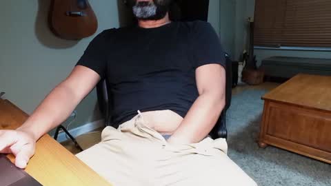 Snapshot of mr_rabbit77 chatting on January 2025 01:38:02 AM Rabbit online show from January 2025 01:38:02 AM